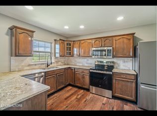 308 Lindder Dr, Sevierville, TN 37876