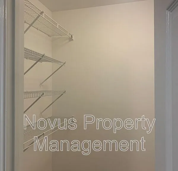 7439 Mason Falls Dr — Photo 19