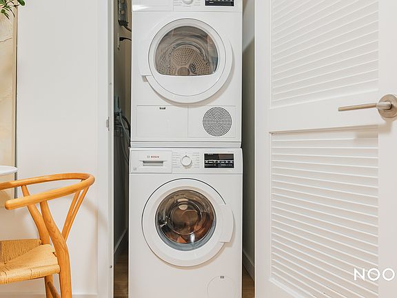 5th image of 393 Weirfield St #411