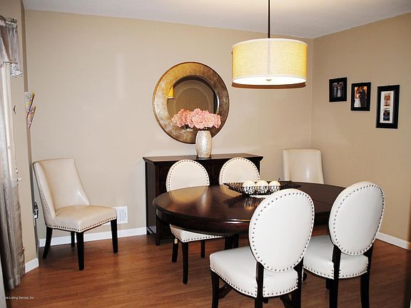 4th image of 18 Lovell Ave #A