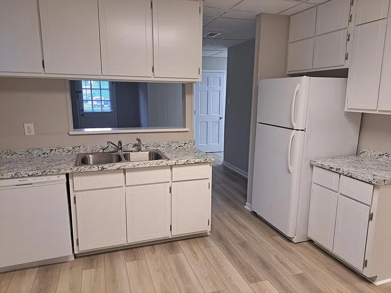 142 Goshen Rd — Photo 12