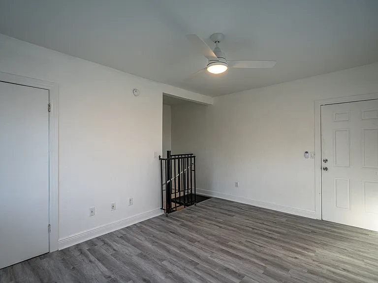 7315 Carlyle Ave #6 — Photo 10