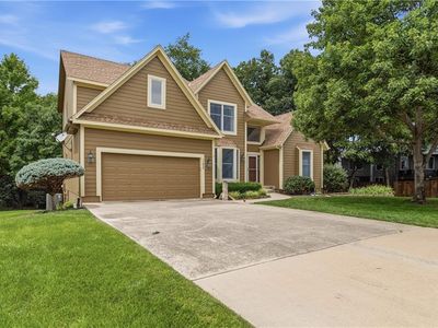 11820 Skyview Ln, Olathe, KS, 66061