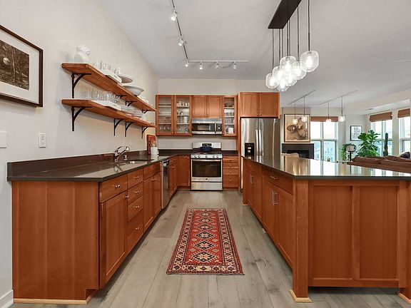 5th image of 2840 Bryant Ave S APT 301