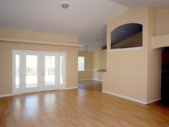 4th image of 2419 McTague St