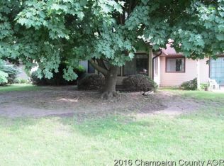 302 Spring Cir, Urbana, IL 61802