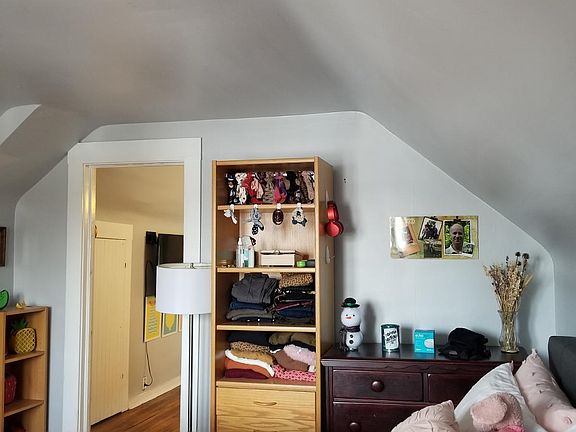 2nd image of 1222 Nicholson Ave #3