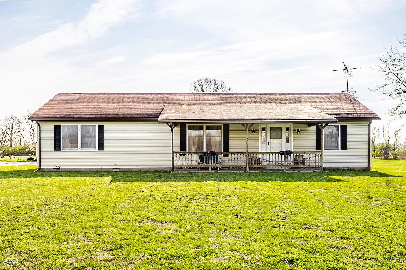 17319 Joliet Rd photo 1