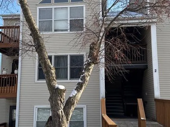 2 Fallen Tree Ct Unit C, Baltimore, MD 21227