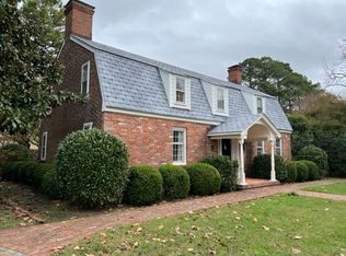 704 Kings Grant Rd, Virginia Beach, VA 23452