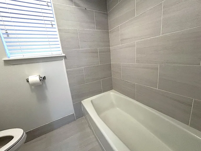 707 Trademark Pl — Photo 17