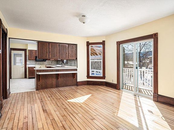 5th image of 120 N State STREET