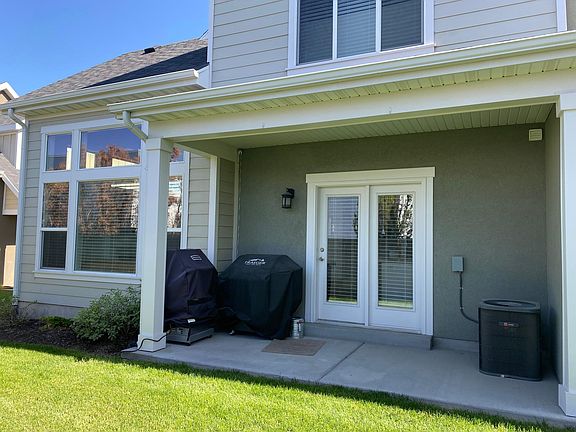 2nd image of 1804 W Park Willow Way