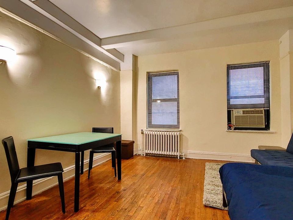 1st image of 11 Waverly Pl APT 3L