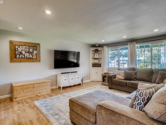 4th image of 10009 NE 93rd Ave