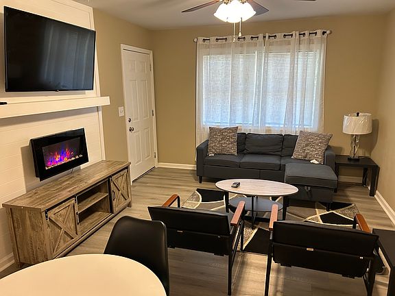 Picture 3 of Living Room