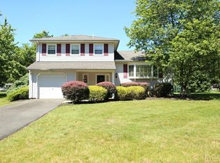 17 Cameron Rd, Piscataway, NJ 08854