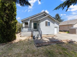 627 W Main St, Sheridan, OR 97378