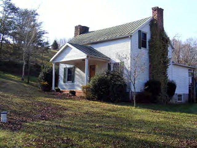 1st image of 415 Westbrook Ln