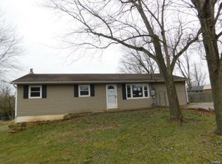 946 Meadow Dr, Catawissa, MO 63015