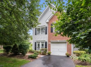 608 S Branch Dr, Whitehouse Station, NJ 08889