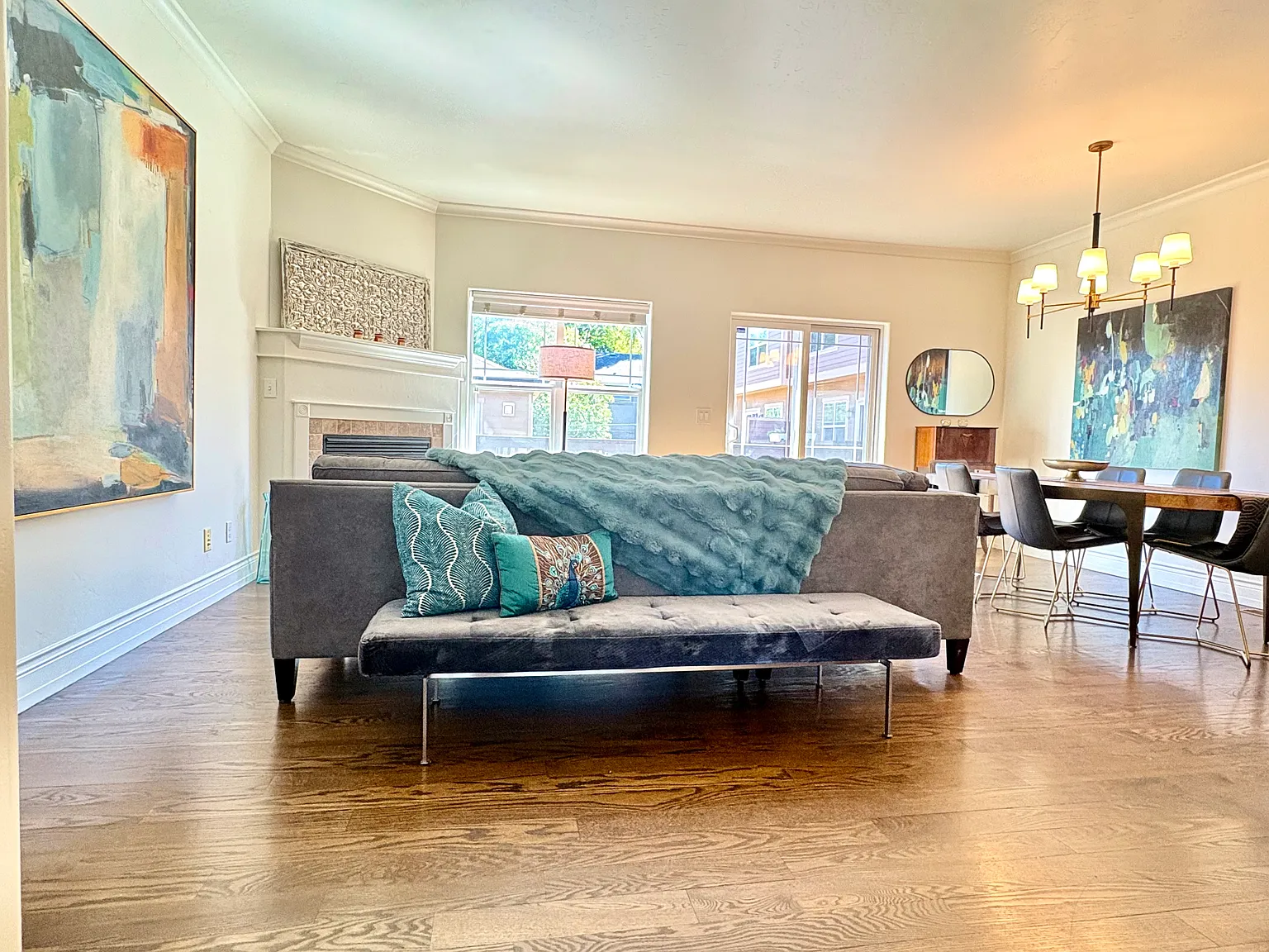 2 bed, 2.5 bath, 1768 sqft, $3,600 — Photo 2