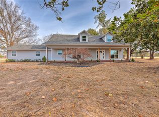 1510 Oak Tree Ln, Little Flock, AR 72756