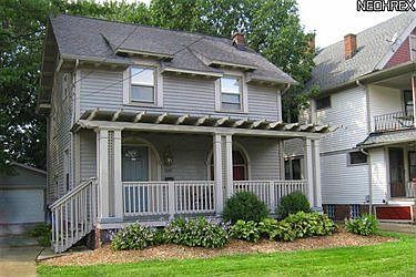 2nd image of 1320 Saint Charles Ave