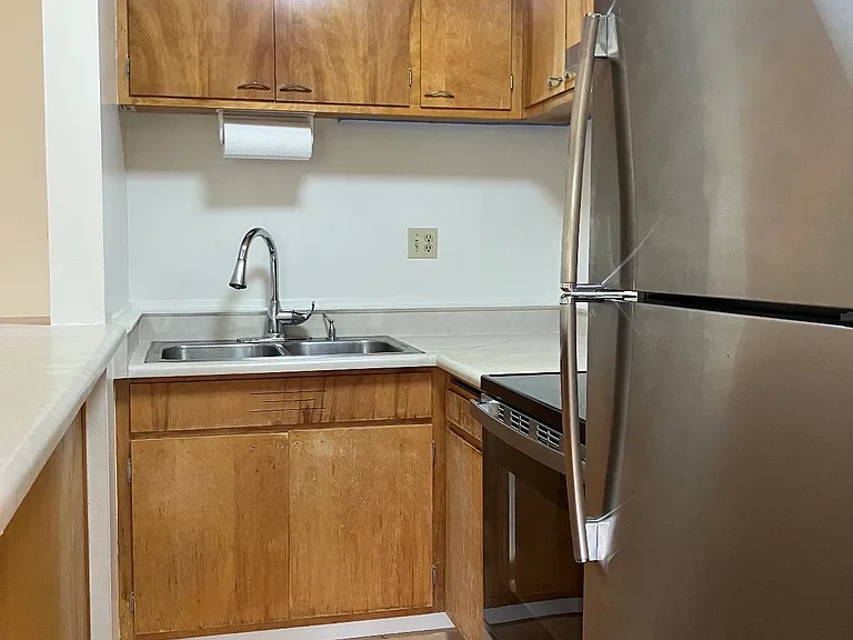 2127 McGee Ave #G — Photo 6