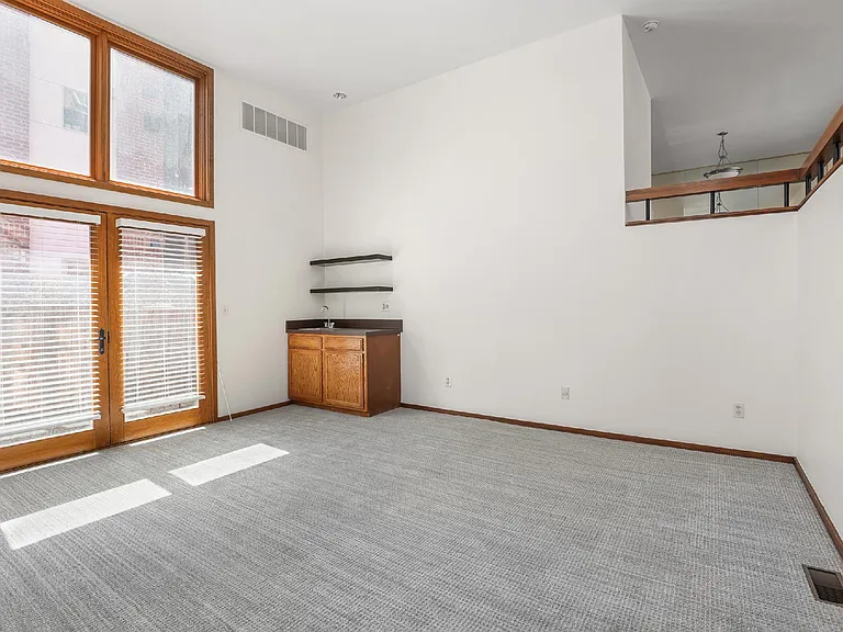 932 E Ellsworth Ave #A — Photo 8