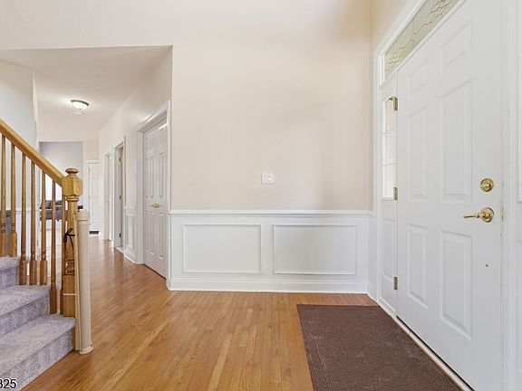 4th image of 23 Crestview Drive