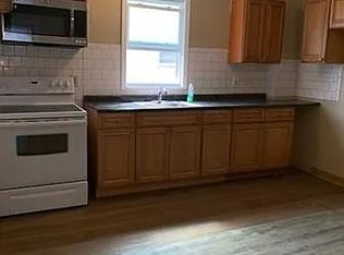 61 Eastern Ave APT 1, Worcester, MA 01605