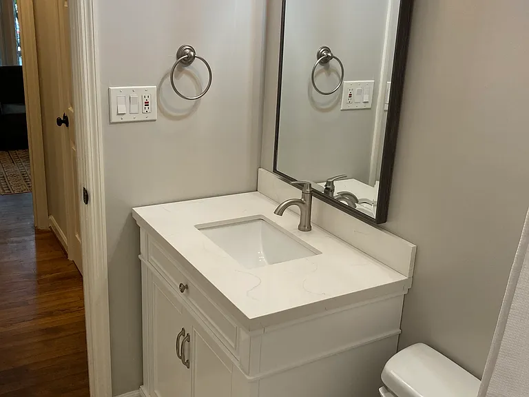 390 Westside Dr #B — Photo 17