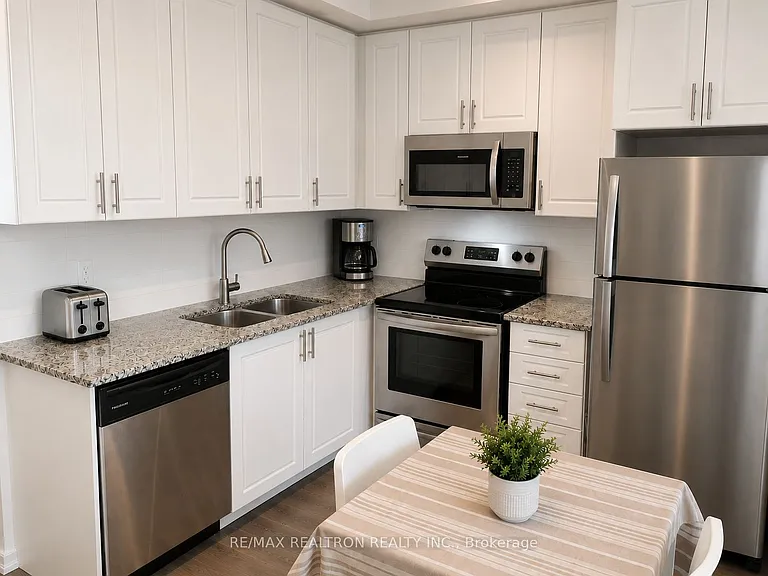 3091 Dufferin St #617 — Photo 13