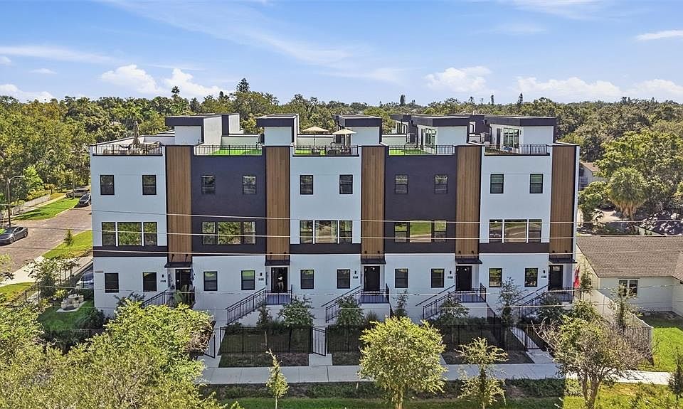 1st image of 2104 4TH STREET S #3