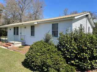 321 Dawson St, Eutawville, SC 29048
