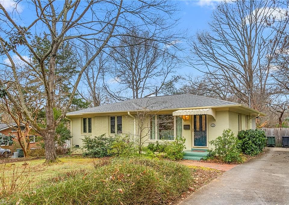 1st image of 2705 Lilac Dr
