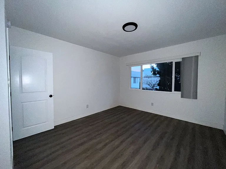 5315 Lorna St — Photo 11