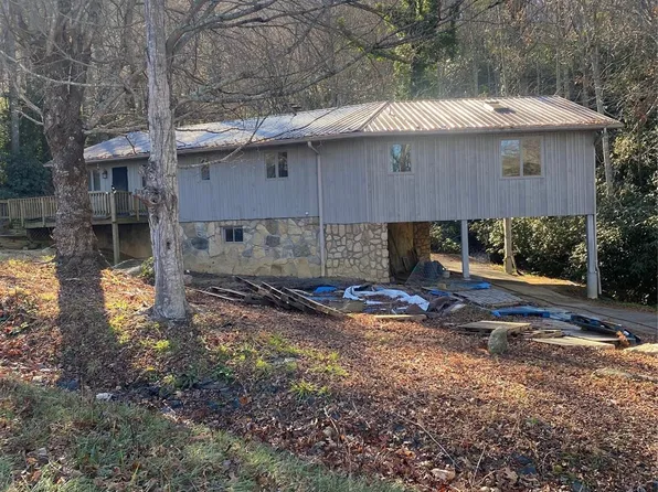 120 Parkwood Hls, Spruce Pine, NC 28777