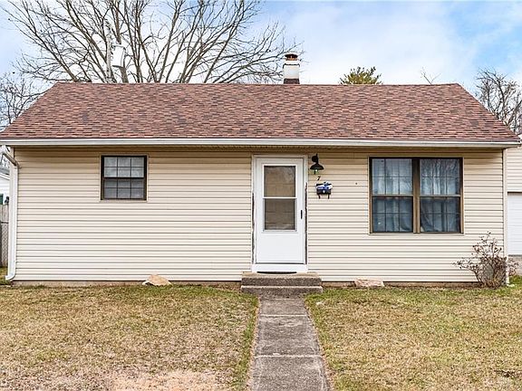 5th image of 173 Diana Ln N
