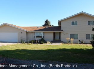 19321 E 8th Ave, Greenacres, WA 99016