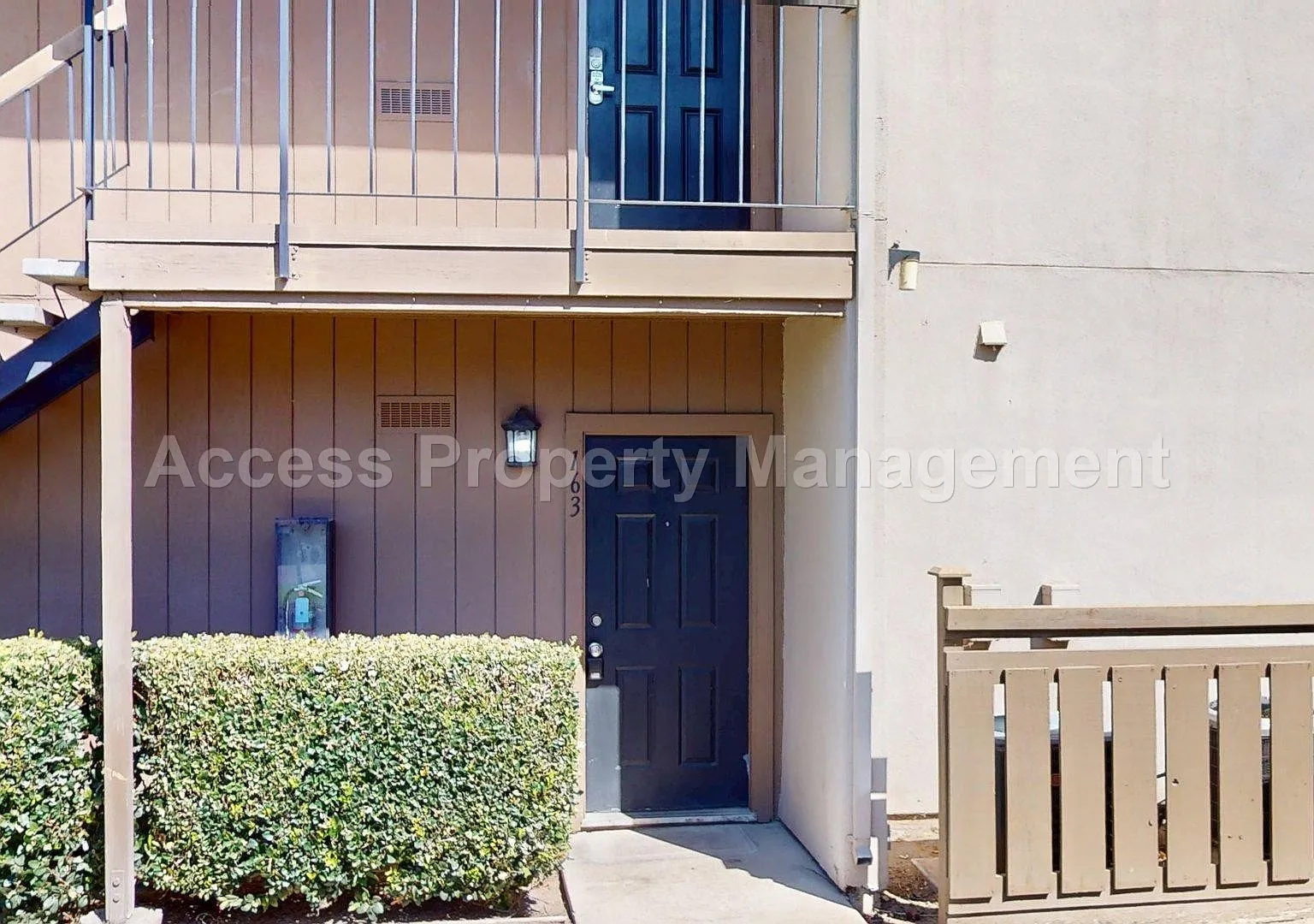 2 bed, 996 sqft, $1,750 — Photo 1
