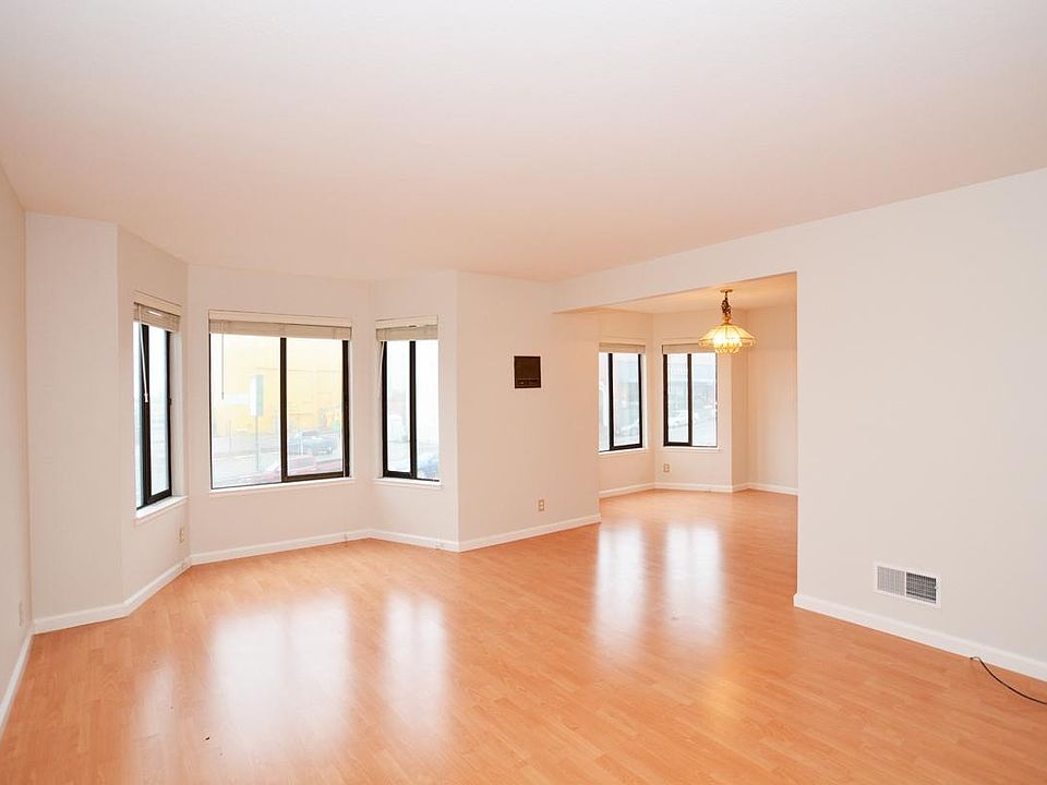 1st image of 2428 19th Ave