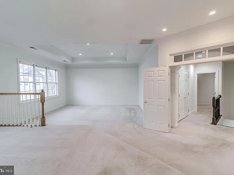 24909 Pinebrook Rd — Photo 14