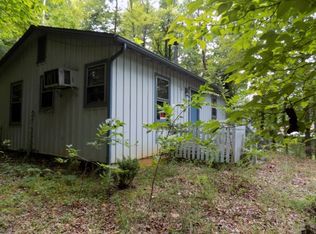 102 Spruce Hl, Lake Lure, NC 28746