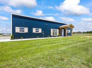 11095 Fishback Rd, Gravette, AR 72736