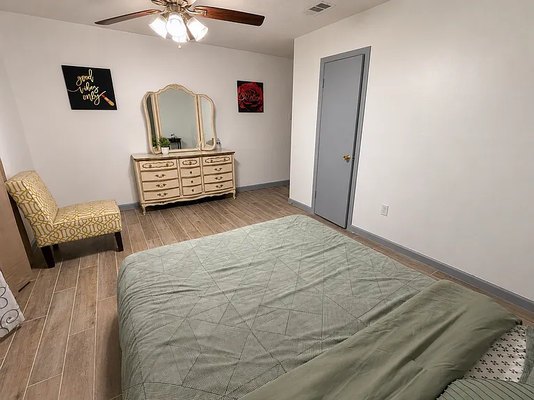 BEDROOM 1
