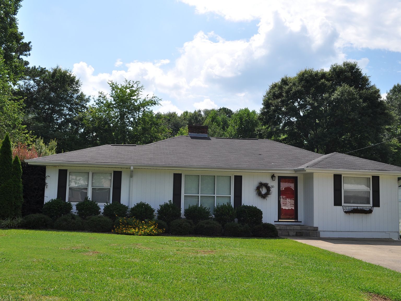315 Meadow Ln, Sylacauga, AL 35150 Zillow