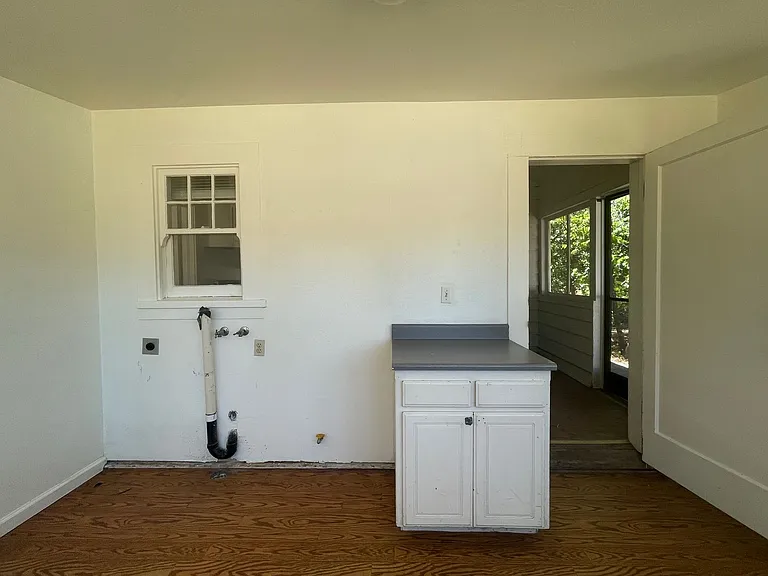 9230 Curbaril Ave — Photo 24