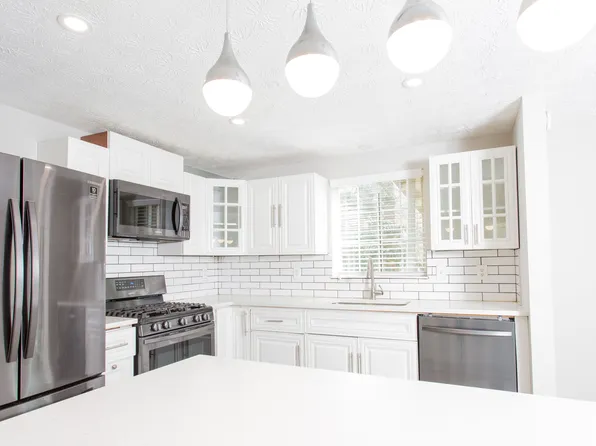 5398 Singleton Rd, Norcross, GA 30093
